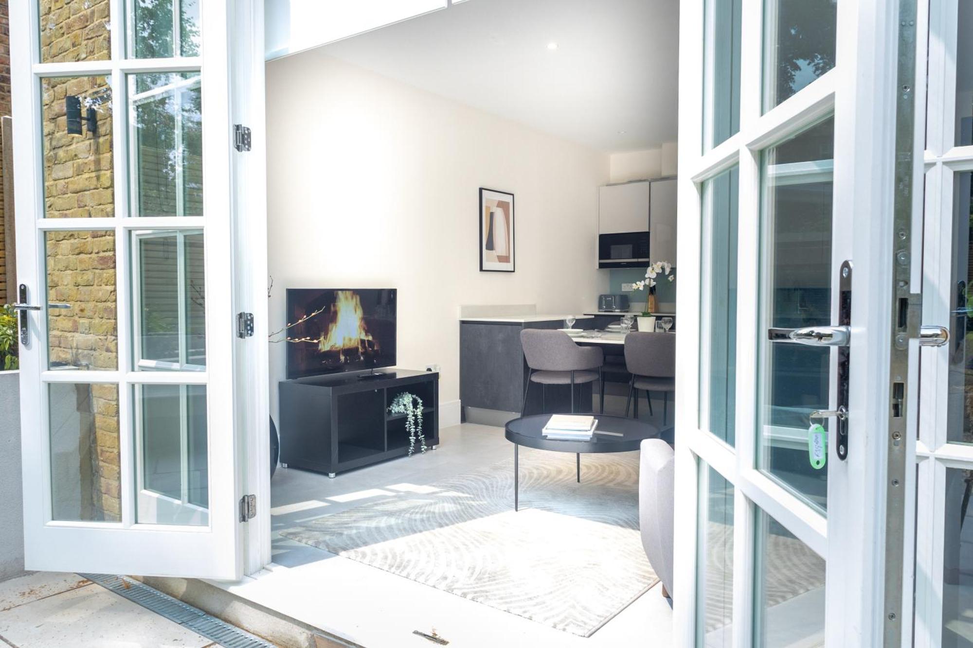 Premier London Apartments Near Camden Markets Very Close To Tube Stations By Sojo Stay מראה חיצוני תמונה